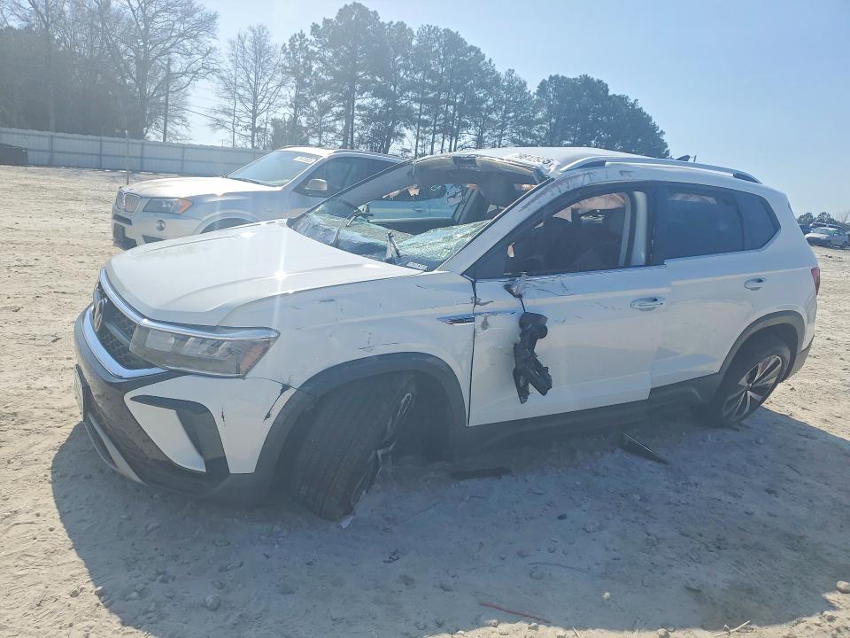 2024 VOLKSWAGEN TAOS SE