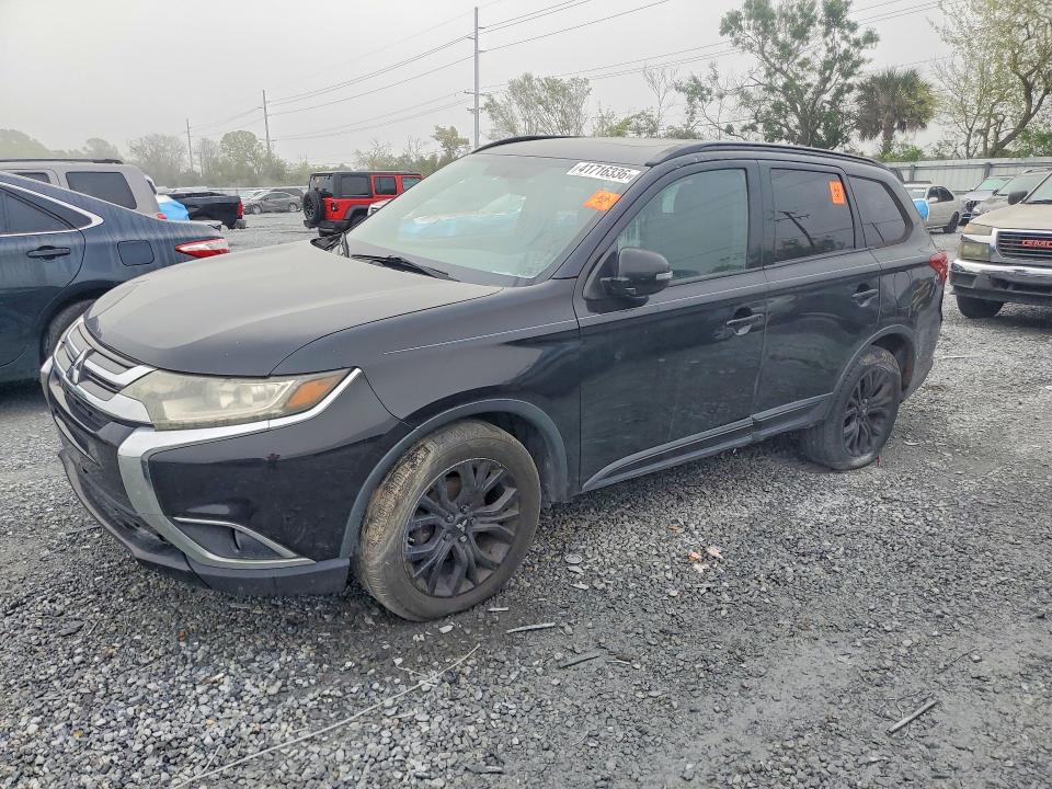 2018 MITSUBISHI OUTLANDER SE