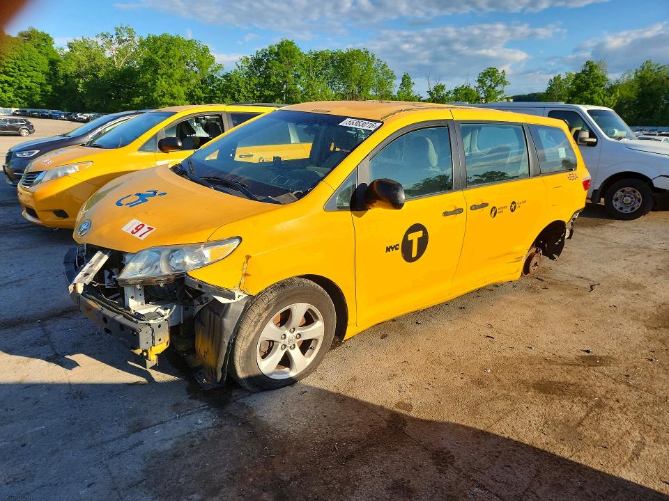 2016 TOYOTA SIENNA L 7-PASSENGER