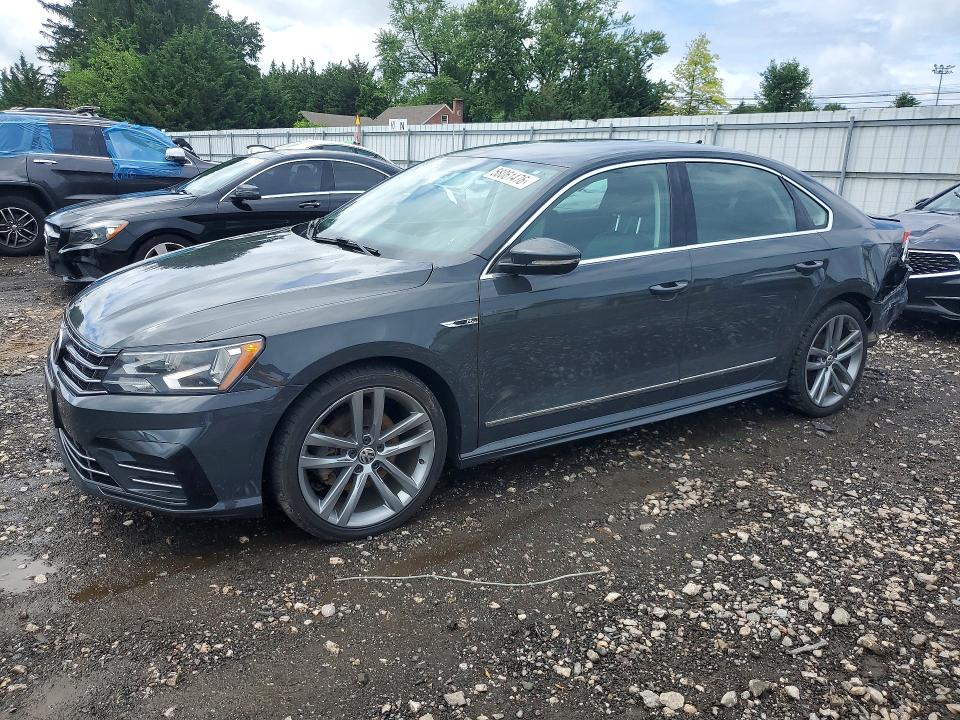 2017 VOLKSWAGEN PASSAT R-LINE
