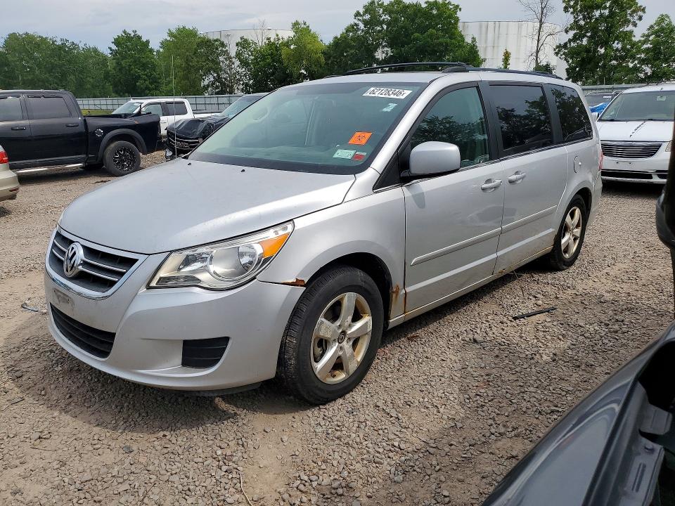 2009 VOLKSWAGEN ROUTAN SE