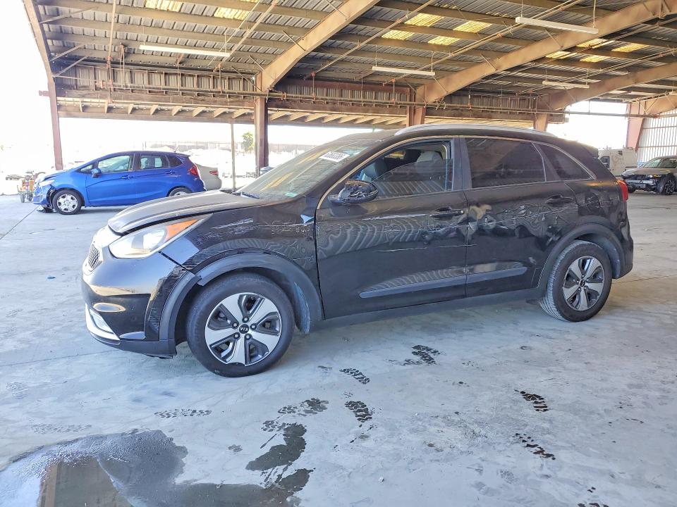2018 KIA NIRO LX