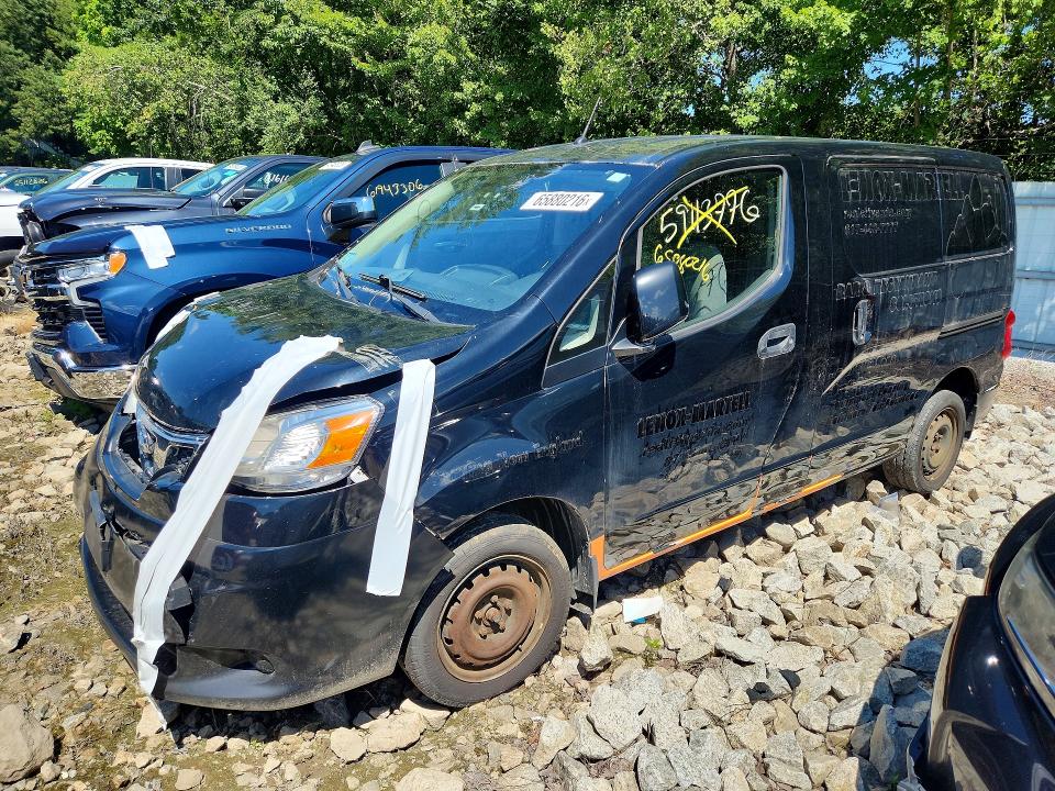 2018 NISSAN NV200 SV