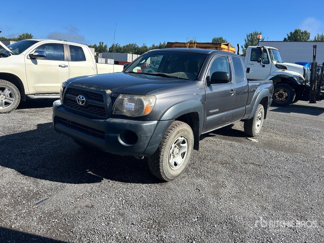 2011 Toyota Tacoma 2011 Toyota Tacoma 4x4 Extended Cab Pickup (Inoperable)
