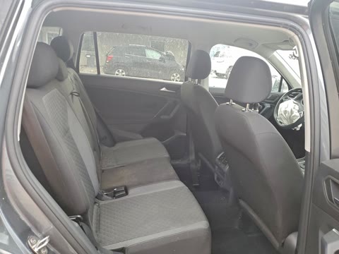 VOLKSWAGEN TIGUAN S 2020