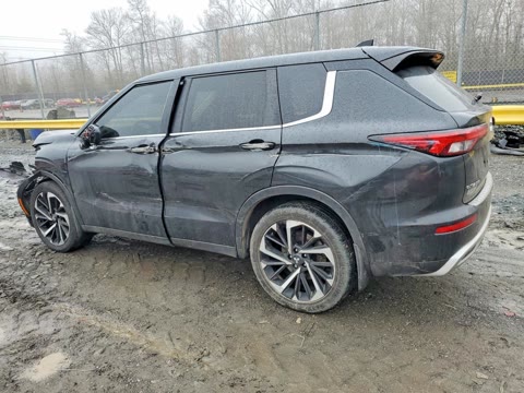 MITSUBISHI OUTLANDER SE 2024