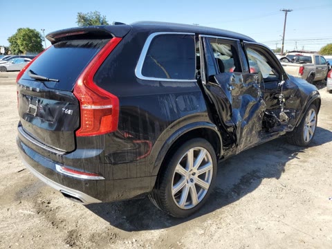 VOLVO XC90 T6 2018