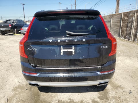 VOLVO XC90 T6 2018