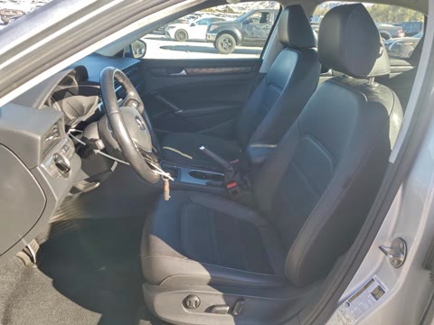 VOLKSWAGEN PASSAT R-LINE 2020