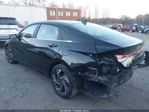 HYUNDAI ELANTRA 2024
