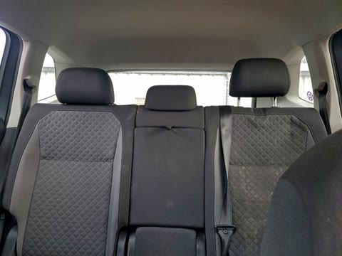 VOLKSWAGEN TIGUAN S 2020