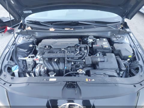 HYUNDAI ELANTRA 2024